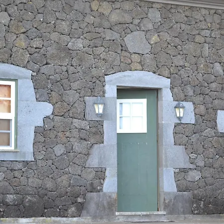 Adega Mendes 팜스테이 *